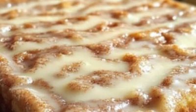 Cinnamon Roll Cake with Vanilla Glaze